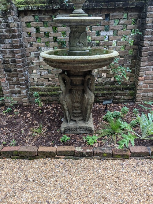 Elizabethan-Gardens-June-2023-23.jpg