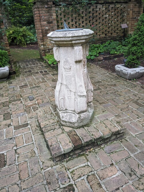 Elizabethan-Gardens-June-2023-3.jpg