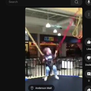 trampoline-in-food-court